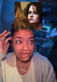 Colette Sutton's Instagram, Twitter & Facebook