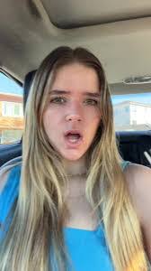 Shawna Beck's Instagram, Twitter & Facebook