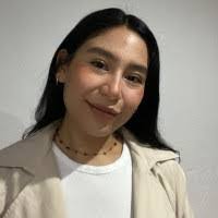 Janet Prado's Instagram, Twitter & Facebook