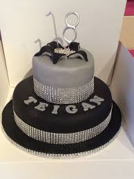 Black And Silver Wedding Cake Ideas 18th Birthday Cake Black Silver And Bling Theme Tortas Para Hombres Tortas De Cumple Tortas