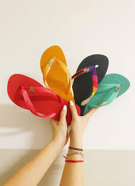 Confira chinelos havaianas feminino em até 6x sem juros. Havaianas Havaianas Alpargatas Prata