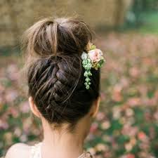 Scatter small, delicate flowers along the inner side of the roll to enhance the halo effect of your 'do. Keep Them Looking Lovely 50 Heartwarming Flower Girl Hairstyles Hair Motive