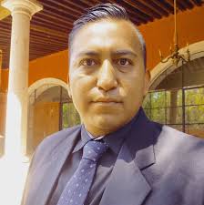 Ni ami mamá le pido permiso pa hacer los bailes en el barrio ya mero que le  voy a pedir chance ala doña está también hay muchas quejas de que el  hospital