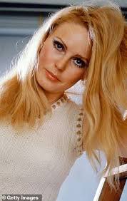 British Hammer Horror actress Veronica Carlson dies aged 77