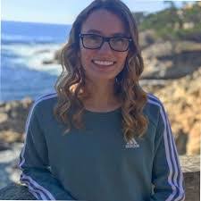 Emily Roque's Instagram, Twitter & Facebook