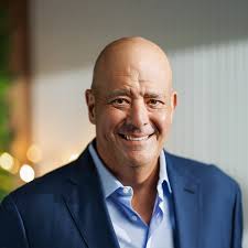 Chris Kowalewski's Instagram, Twitter & Facebook