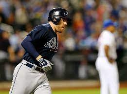 Freddie Freeman 5 Of The Atlanta Braves Rounds First After Hitting A Three Run Home Run As Jeurys Familia 27 Of The New Y Atlanta Braves Braves New York Mets