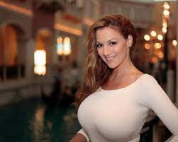 Jordan Carver Biography, Height, Weight, Age, Movies, Husband, Family,  Salary, Net Worth, Facts & More - Primes World