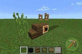Today we are back in the docks working on the lower class housing area and building a village market stall. 10 Small Builds Minecraft Amino