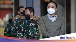Mantan atlet voli ini resmi berganti nama menjadi aprilio. Ko0p3ahy9ihmym