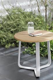 Outdoor side tables for style lovers. Outdoor Side Table 42 White Manutti
