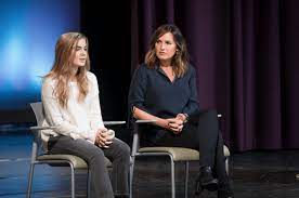 In the style of the original law & order, episodes are often ripped from the headlines or loosely based on. Review Law Order Special Victims Unit Season 19 Episode 4 No Good Reason Episode Recap Review Fanversation