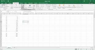 Bei zu breiten tabellen druckt excel erst mal so viele zeilen und spalten wie auf einem blatt platz haben. Excel Druckbereich Festlegen So Funktioniert S Ionos