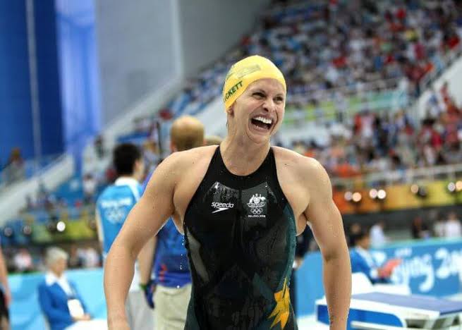 Flashback Friday: When Libby Lenton Became 'The First Woman to Break 53  Seconds' Over 100 Freestyle - Swimming World