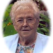 Stephanie Liles's Instagram, Twitter & Facebook