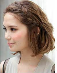 Deavita vous propose alors plus de 100 idées de coiffure femme cheveux courts qui viennent des stars d`hollywood! 6 Idees De Coiffures Pour Femmes A Cheveux Courts Bien Habillee