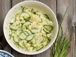 Kartoffelsalat Mit Gurken Rezept Kartoffelsalat Salat Kartoffelsalat Mit Gurke