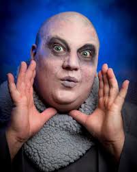 First look at The Addams in Netflix's Wednesday series. Apparently, the  casting of Uncle Fester will be a "surprise", says producer.