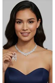 💎 Taşlı Kolye ile Şıklığınızı Yükseltin!