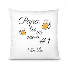 La fête des pères a lieu ce dimanche 20 juin ! Coussin Personnalise Pour La Fete Des Peres Ideecadeau Fr