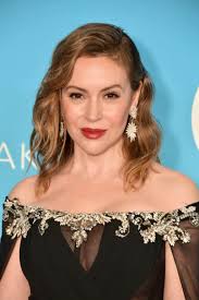 Alyssa Milano habla de la violencia obstétrica: "Me recordó mucho a una  agresión sexual"