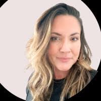 Dana Calvin's Instagram, Twitter & Facebook