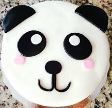 Epingle Par Penny Van Der Walt Sur Chocolat Blanc Anniversaire Panda Gateau Gateau D Anniversaire Panda