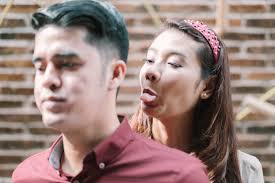 Amanda & Gideon Casual Couple Session by setaphotography