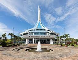 It is a joint venture between both the kuching city authorities, dewan bandaraya kuching utara (dbku), majlis bandaraya kuching selatan (mbks) and a local company rezeki tinggi sdn. Majlis Bandaraya Kuching Selatan Wikipedia Bahasa Melayu Ensiklopedia Bebas
