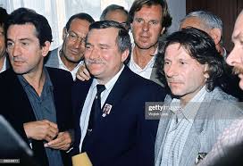 Lech wałęsa born september 29, 1943) is a polish politician and a former trade union and human rights activist who served as president of poland from 1990 to 1995. Film Director Roman Polanski And American Actor Robert De Niro Paid A Robert De Niro American Actors Roman Polanski