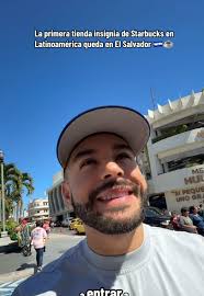 📍Starbucks Casa Bou, en el centro histórico de San Salvador, está ubicada  en el edificio Antonio Bou. Es la primera tienda insignia de Starbucks en  Latinoamérica y el Caribe, diseñada para mezclar ...