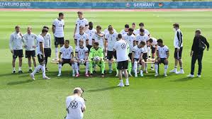 Thierry henry (51 tore) rekordspieler: Schleier Uber Schland Heute Frankreich Dfb Auftakt Bei Em Sport Nordbayern
