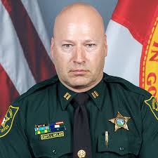 Ian Sklar's Instagram, Twitter & Facebook