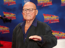 Ator icônico de 'Top Gun' e 'De Volta para o Futuro' morre aos 94 anos