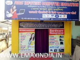 Tech company people talk entrepreneurs business woman presenting brainstorming on board line icon students entrepreneurs and technology training on desktop compamny strategy tech startup networking. Computer Institute Franchiseefranchise Opportunity Education E Max Computer Education No 1 Computer Center In India India S No 1 Computer Institute
