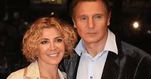 Liam neeson is an irish actor from northern ireland who rose to prominence with his acclaimed starring role in steven spielberg's 1993 oscar winner schindler's list.he has since starred in a number of other successful films, including star wars: Liam Neeson Was Devastated By Wife S Sudden Death But He Swallowed His Pain To Stay Strong For His Teenage Sons
