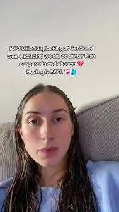 Jessie Blair's Instagram, Twitter & Facebook