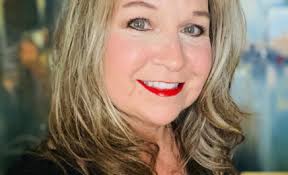 Meet Jasmine Suber: Lash Tech & Beauty Supplier