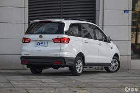 幻速h32017款1 5l 手动舒适天窗版侧前45度车头向左水平汽车图片 汽车图片大全 易车 car suv suv car