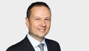 Scott Ramsden's Instagram, Twitter & Facebook