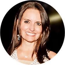 Carrie Linder's Instagram, Twitter & Facebook