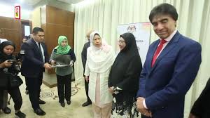 Permohonan rumah ppr online borang program perumahan rakyat setiap negeri. 69 Selebriti Mohon Rumah Ppr