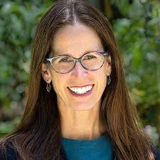 Kelly Solari's Instagram, Twitter & Facebook