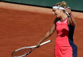 Serena williams was the biggest casualty of the slick centre court, aggravating an injury that forced her out of her third round match. Verpasste Chance Timea Bacsinszky Scheitert Im French Open Halbfinal Watson