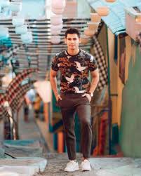 Ken (giorgino abraham) jatuh cinta pada pandangan pertama dengan dengan maudy (yasmin napper). Jadi Reza Di Love Story The Series Ini 10 Potret Leo Consul