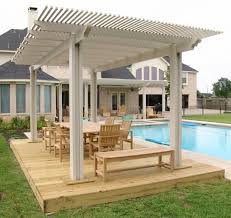Terrazas techadas modernas cierres de terrazas cerramientos terrazas techos para terrazas diseño casas modernas solisysteme | manufacturer of bioclimatic pergolas with adjustable blades. Piscinas Y Pergolas De Madera Un Jardin Exclusivo En Casa