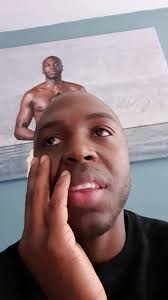 6 signalen dat jouw bewindvoerder je kaal plukt.  http://slachtoffers-eerst.nl/6-signalen-dat-jouw-bewindvoerder-je-kaal-plukt/