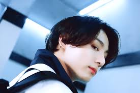 Gambar terkait dengan foto jungkook cool. Animated Gif Shared By É¢á´ÊŸá´…á´‡É´ Éªá´…á´ÊŸ Find Images And Videos About Gif Bts And Jungkook On We Heart It The App In 2021 Jungkook Cool Instagram Pictures Jeon Jungkook