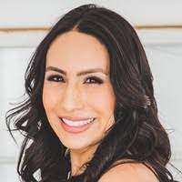 Brianna Meredith's Instagram, Twitter & Facebook