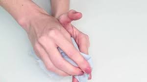 Resultado de imagen de Dedos con pegamento aceite